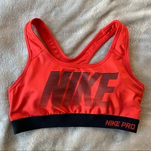 Women’s Nike Pro Classic GRX Sports Bra with Pads